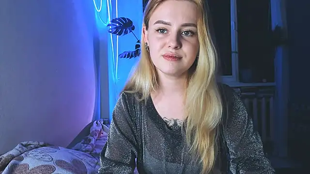 Snapshot of Alexa_Pirs chatting on 02/17/25, 12:43 Alexa Pirs online show from 02/17/25, 12:43