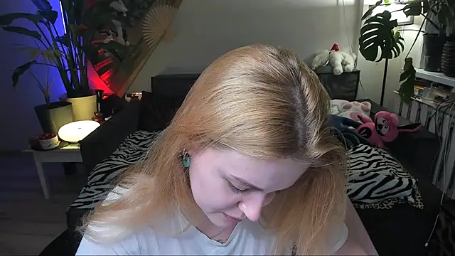 Alexa Pirs online show from 03/29/26, 06:19