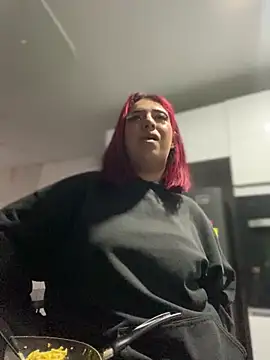 Scarlett-LS online show from 02/12/25, 09:20