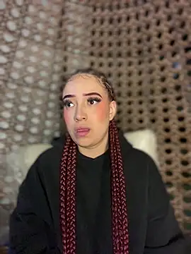 Scarlett-LS online show from 02/13/25, 04:32