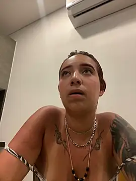 Scarlett-LS online show from 02/20/25, 01:36