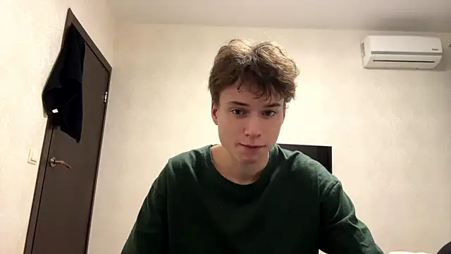 aronrodrigos online show from 02/10/25, 04:47