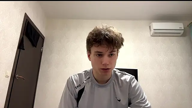 aronrodrigos online show from 02/12/25, 07:13