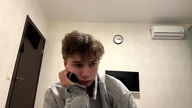 aronrodrigos online show from 02/15/25, 01:53