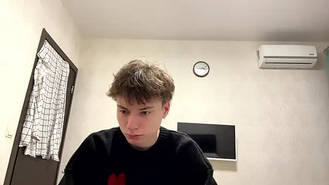 aronrodrigos online show from 02/15/25, 06:44