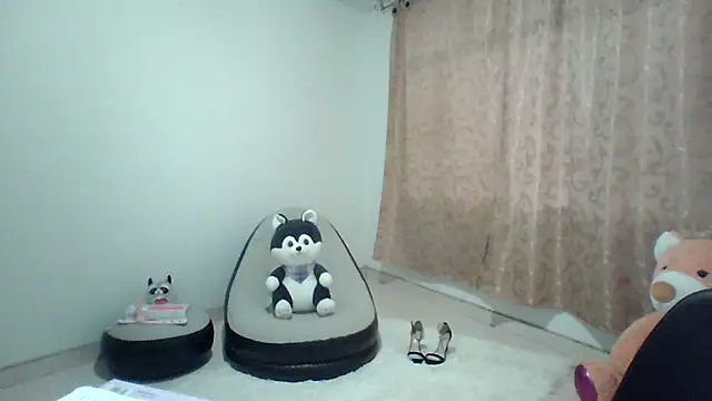 Hanna latinaa online show from 03/14/25, 11:11