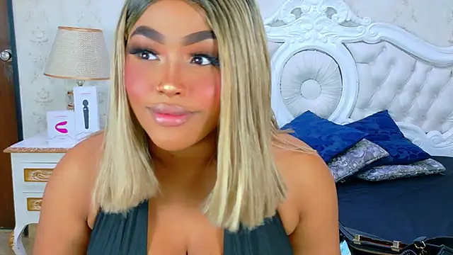 TianahGlow online show from 11/27/25, 08:33