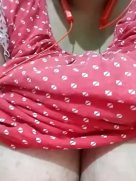 Snapshot of Lizza_boudi chatting on 03/11/25, 01:26 Lizza boudi online show from 03/11/25, 01:26