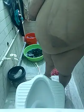 Snapshot of Lizza_boudi chatting on 10/06/25, 06:11 Lizza boudi online show from 10/06/25, 06:11