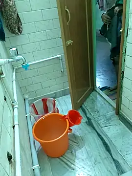 Snapshot of Lizza_boudi chatting on 10/15/25, 03:28 Lizza boudi online show from 10/15/25, 03:28