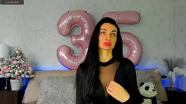 Tina Mart online show from 12/05/25, 11:30