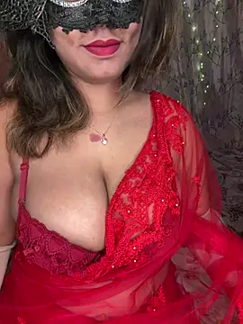 Snapshot of WifyHubby_38 chatting on 03/10/25, 07:18 WifyHubby 38 online show from 03/10/25, 07:18