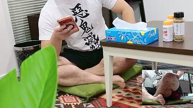 YARASERO-kun online show from 11/13/25, 08:57