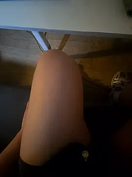 pokorogo2 online show from 04/17/26, 02:14