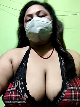 rani130 online show from 02/18/25, 06:04