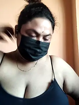 rani130 online show from 04/19/26, 01:49