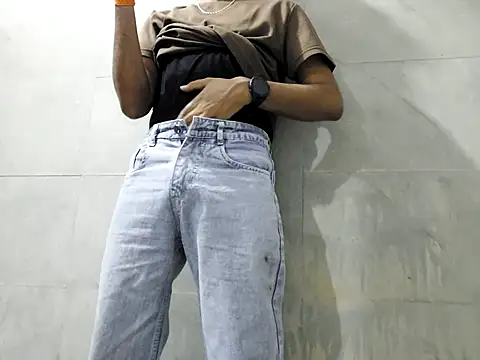 Lustyluckyy online show from 04/09/26, 07:52