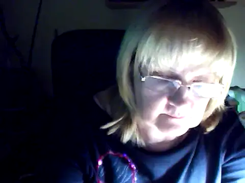 Snapshot of Violet5364 chatting on 02/26/25, 06:32 Violet5364 online show from 02/26/25, 06:32