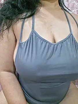 Jassi Does online show from 04/11/26, 05:06