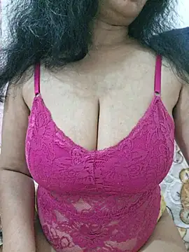 Snapshot of Jassi_Does chatting on 07/01/26, 09:03 Jassi Does online show from 07/01/26, 09:03