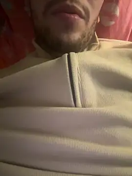 yaxxx03 online show from 02/10/25, 08:31