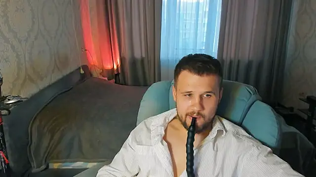 Snapshot of Vladik_b chatting on 05/23/26, 05:50 Vladik b online show from 05/23/26, 05:50