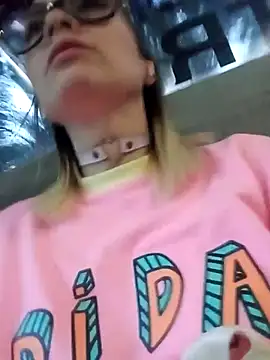 CandieGilson   online show from 10/07/25, 10:56