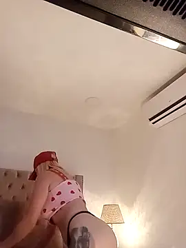 CandieGilson   online show from 02/04/26, 12:22