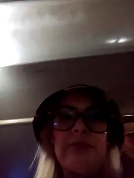 CandieGilson   online show from 04/10/26, 10:20