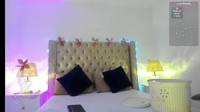 CandieGilson   online show from 05/13/26, 12:02
