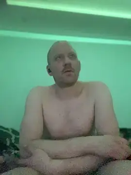 Krzysiekg123 online show from 03/01/25, 05:20