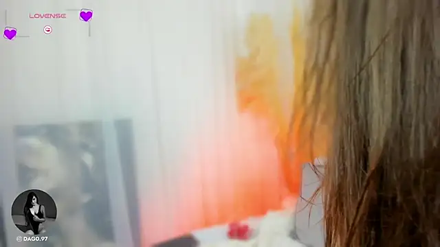 Snapshot of NicoleVegaa_ chatting on 03/09/25, 04:27 NicoleVegaa  online show from 03/09/25, 04:27