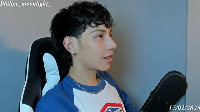 philipe moonlight  online show from 02/18/25, 02:38