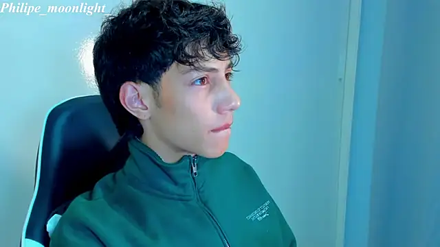 philipe moonlight  online show from 02/25/25, 08:25