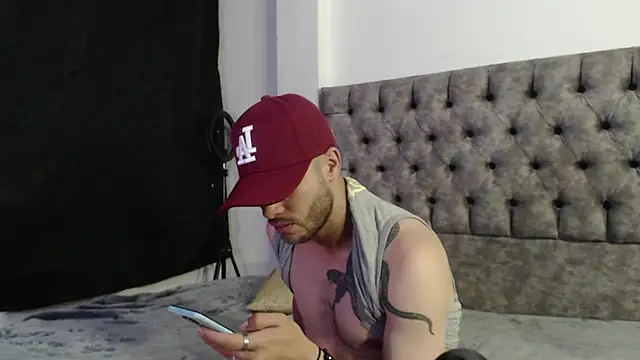 aczino vel online show from 02/16/25, 12:41