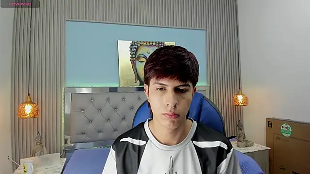 Estiv18  online show from 12/14/25, 10:20