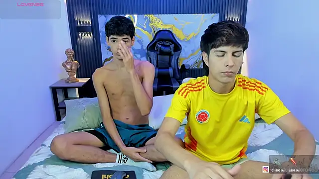 Estiv18  online show from 04/15/26, 03:02