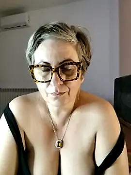 Pumabionda online show from 10/02/25, 02:40