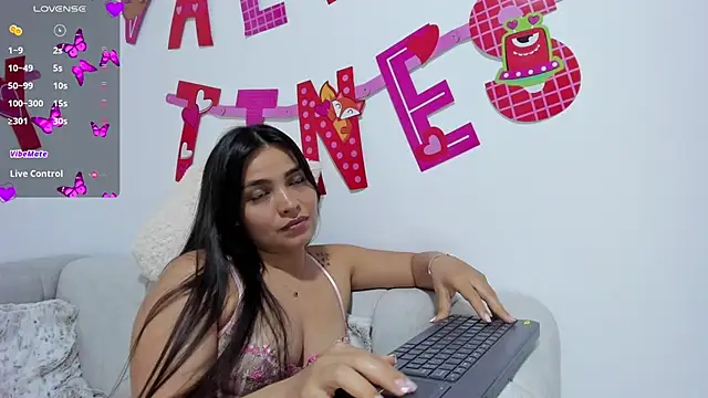 sarita bigbooty  online show from 02/16/25, 01:14