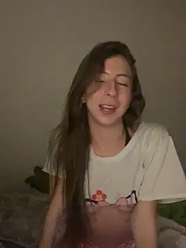 Snapshot of VioletaGill_ chatting on 02/20/25, 04:50 VioletaGill online show from 02/20/25, 04:50