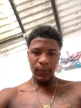 Snapshot of Bichorro chatting on 10/09/25, 03:10 Bichorro online show from 10/09/25, 03:10