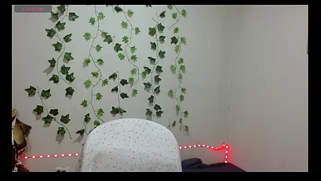 SamanthaGreen- online show from 09/27/25, 02:38