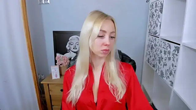 MargaritaRose online show from 12/19/25, 06:42