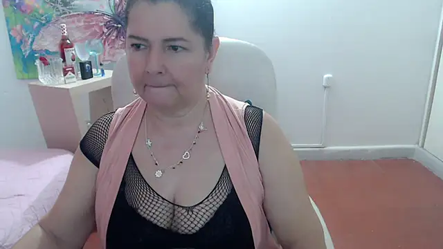 leonela 69 online show from 10/12/25, 03:27