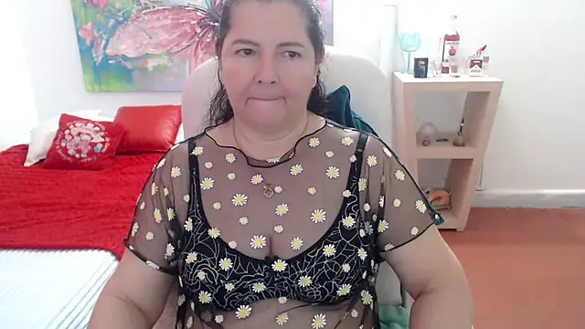 leonela 69 online show from 12/15/25, 03:16