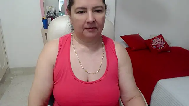 Snapshot of leonela_69 chatting on 06/04/26, 10:21 leonela 69 online show from 06/04/26, 10:21