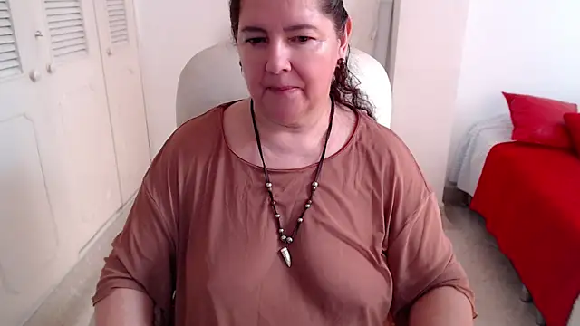 Snapshot of leonela_69 chatting on 06/14/26, 02:30 leonela 69 online show from 06/14/26, 02:30