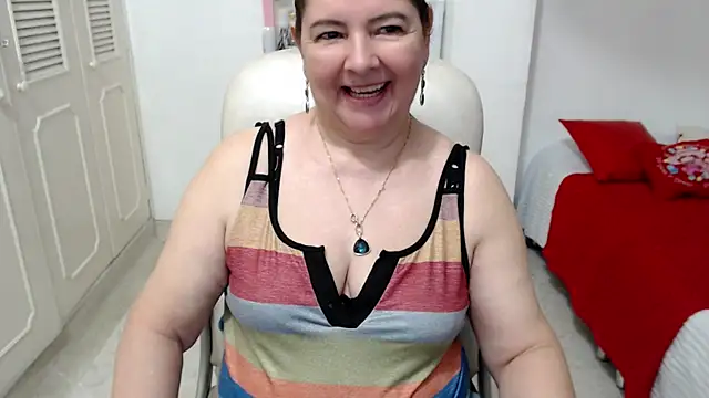 Snapshot of leonela_69 chatting on 06/15/26, 02:36 leonela 69 online show from 06/15/26, 02:36