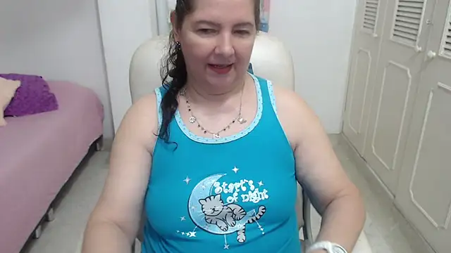 Snapshot of leonela_69 chatting on 07/02/26, 04:29 leonela 69 online show from 07/02/26, 04:29