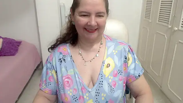 Snapshot of leonela_69 chatting on 07/09/26, 11:31 leonela 69 online show from 07/09/26, 11:31